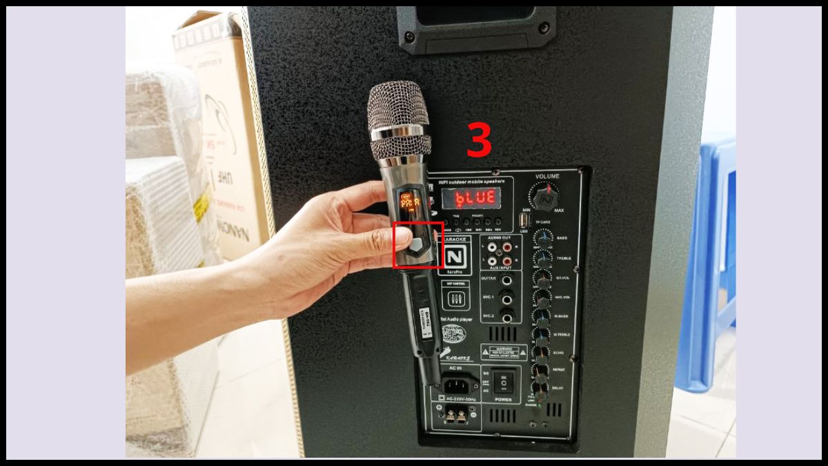 Cách kết nối micro không dây với loa Nanomax