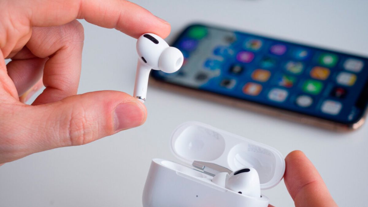 Các thao tác sử dụng cơ bản trên tai nghe Bluetooth 