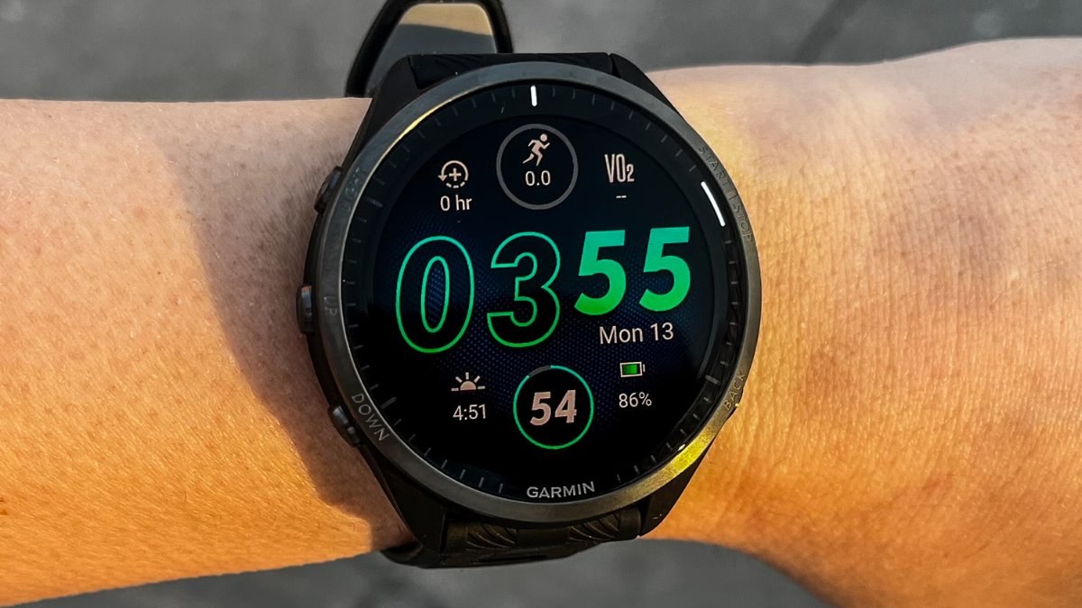 Đồng hồ thông minh Garmin Forerunner 965