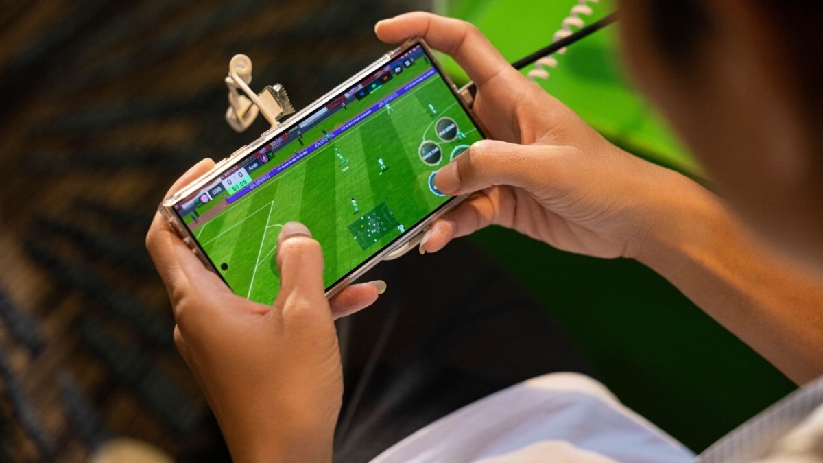 Cấu hình khuyến nghị tải FC Mobile