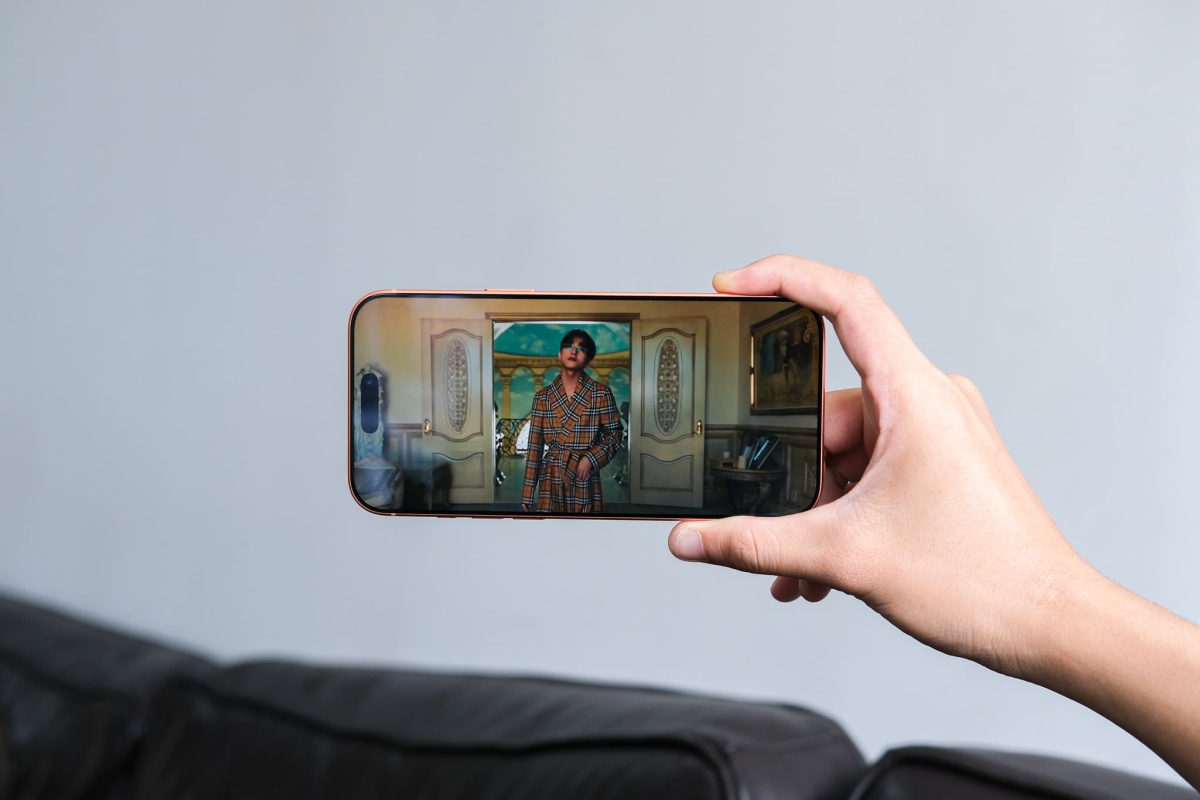 hình ảnh iPhone 17 Pro Max thực tế