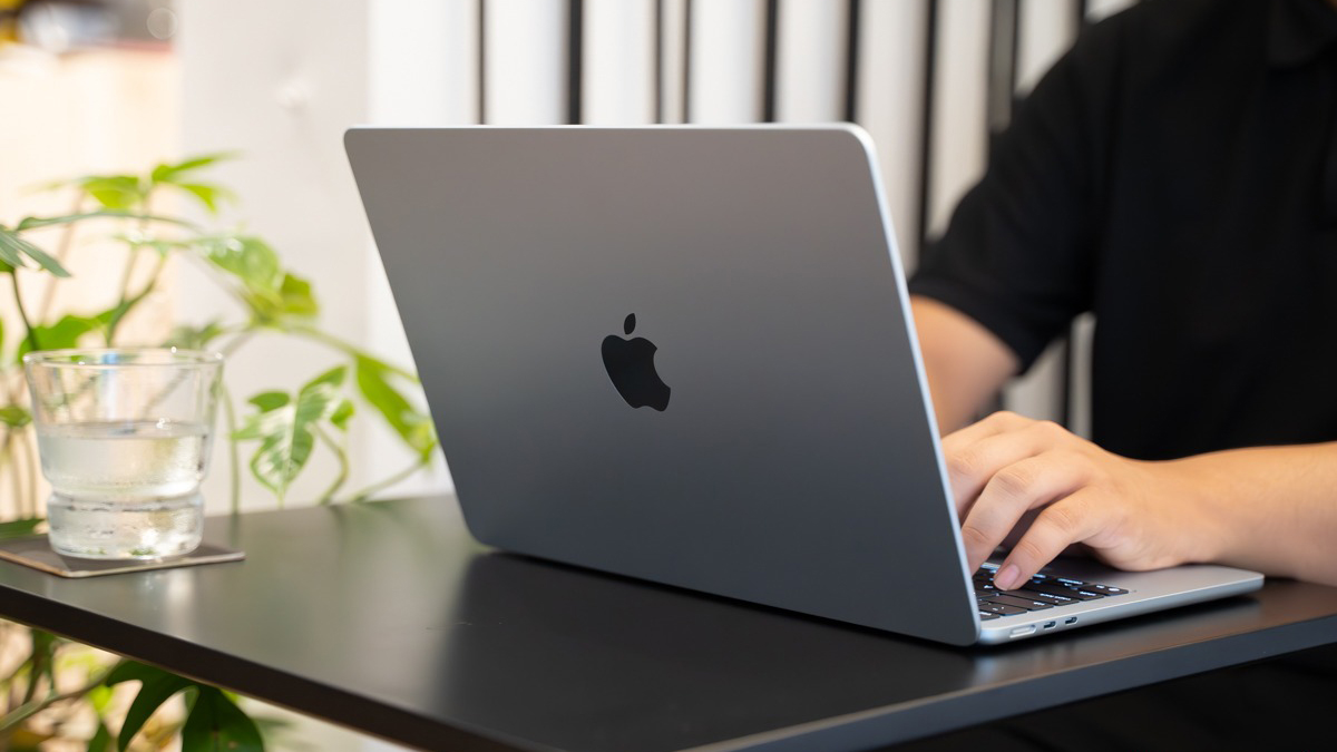Lên đời MacBook Air M4 tại CellphoneS, nhận ngay AirPods 4