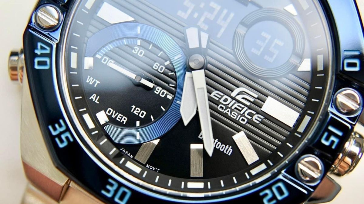 Casio Edifice tích hợp công nghệ Bluetooth