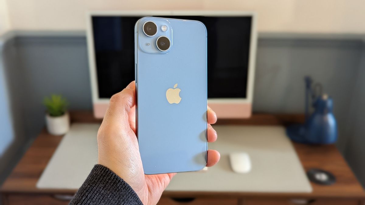 Đặc trưng tông màu xanh pastel trên iPhone 14