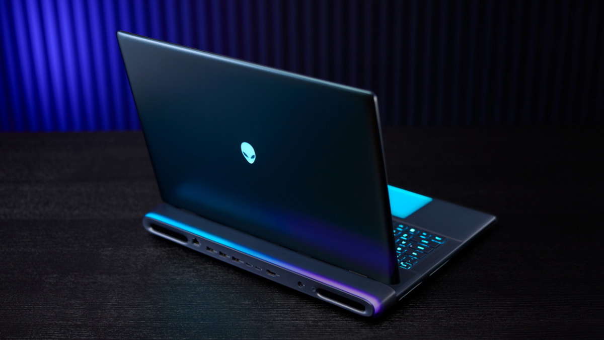 Đánh giá Alienware 18 Area-51: Laptop gaming đắt nhất thế giới với cấu hình “ngoài hành tinh” Đánh giá Alienware 18 Area-51: Laptop gaming đắt nhất thế giới với cấu hình “ngoài hành tinh”