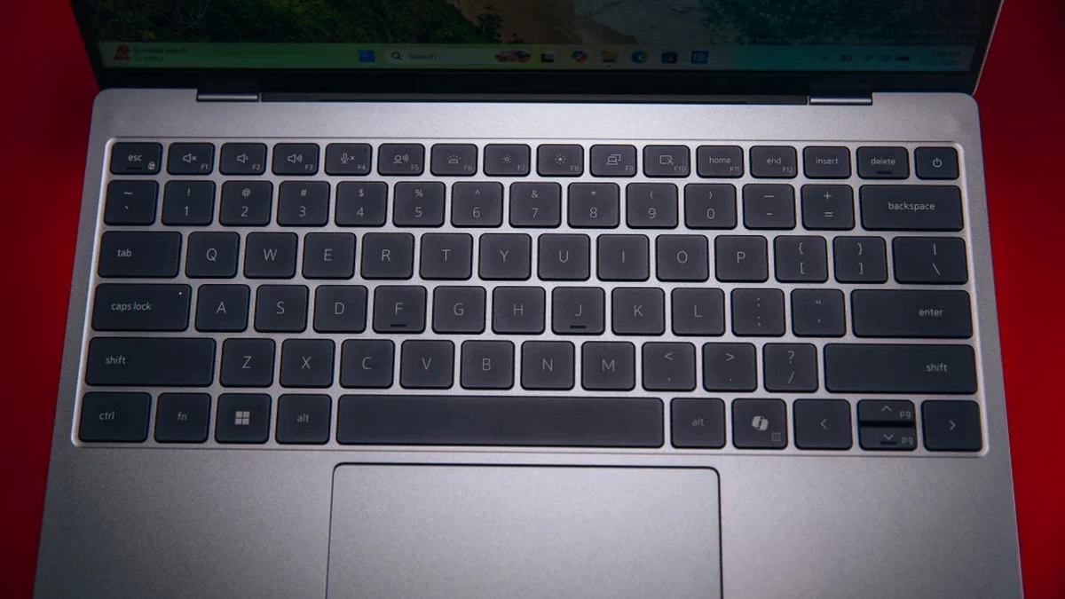 Đánh giá Dell XPS 13 2026