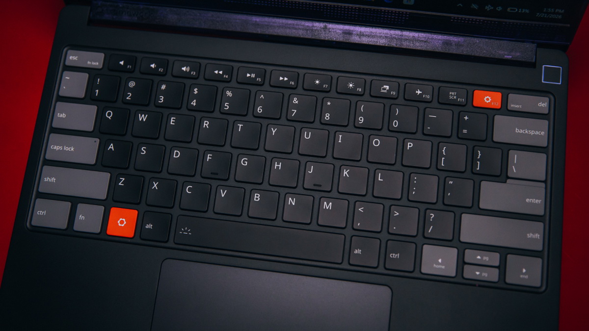 Đánh giá Framework Laptop 13 Pro: Cháy hàng vì cao cấp như MacBook, tháo lắp được như LEGO