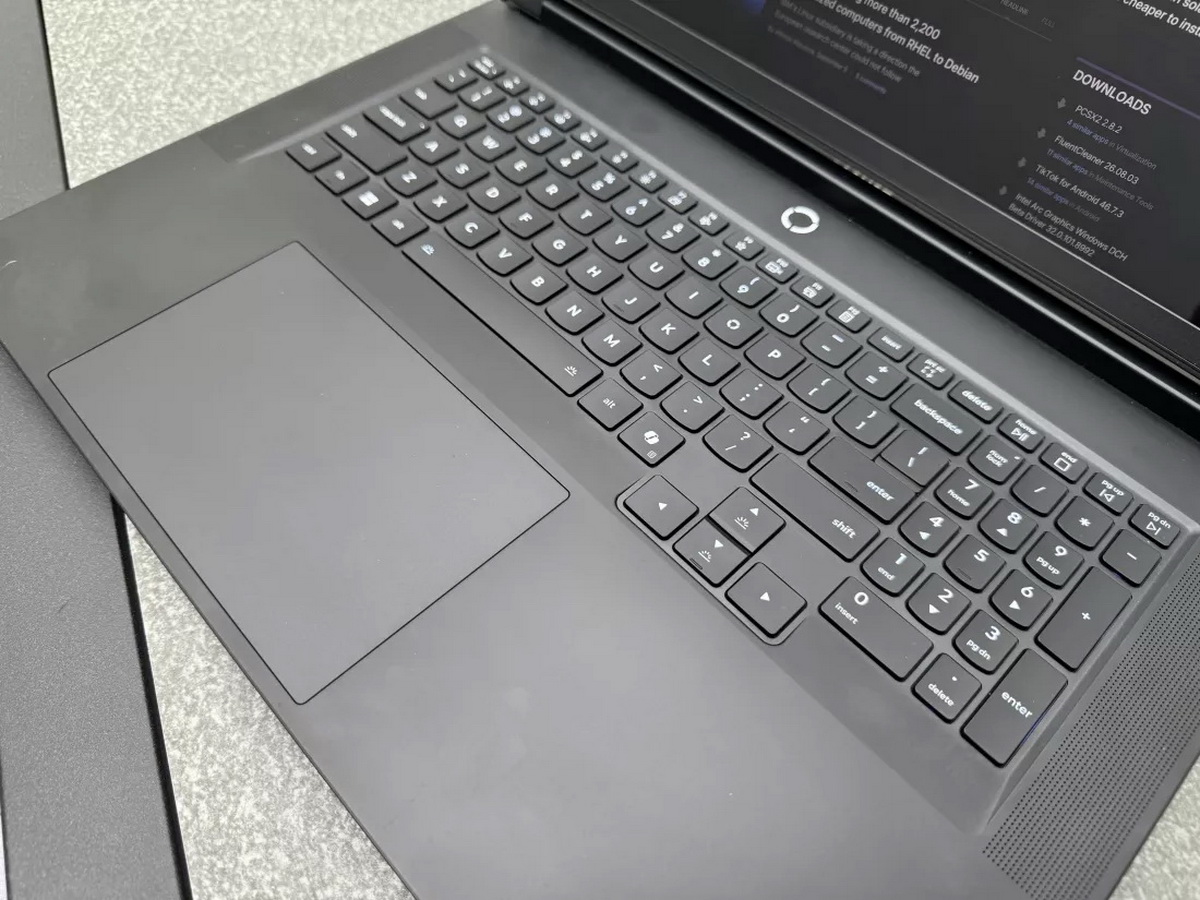 Đánh giá Lenovo Legion 9i Gen 10: Hoàn hảo để thay desktop