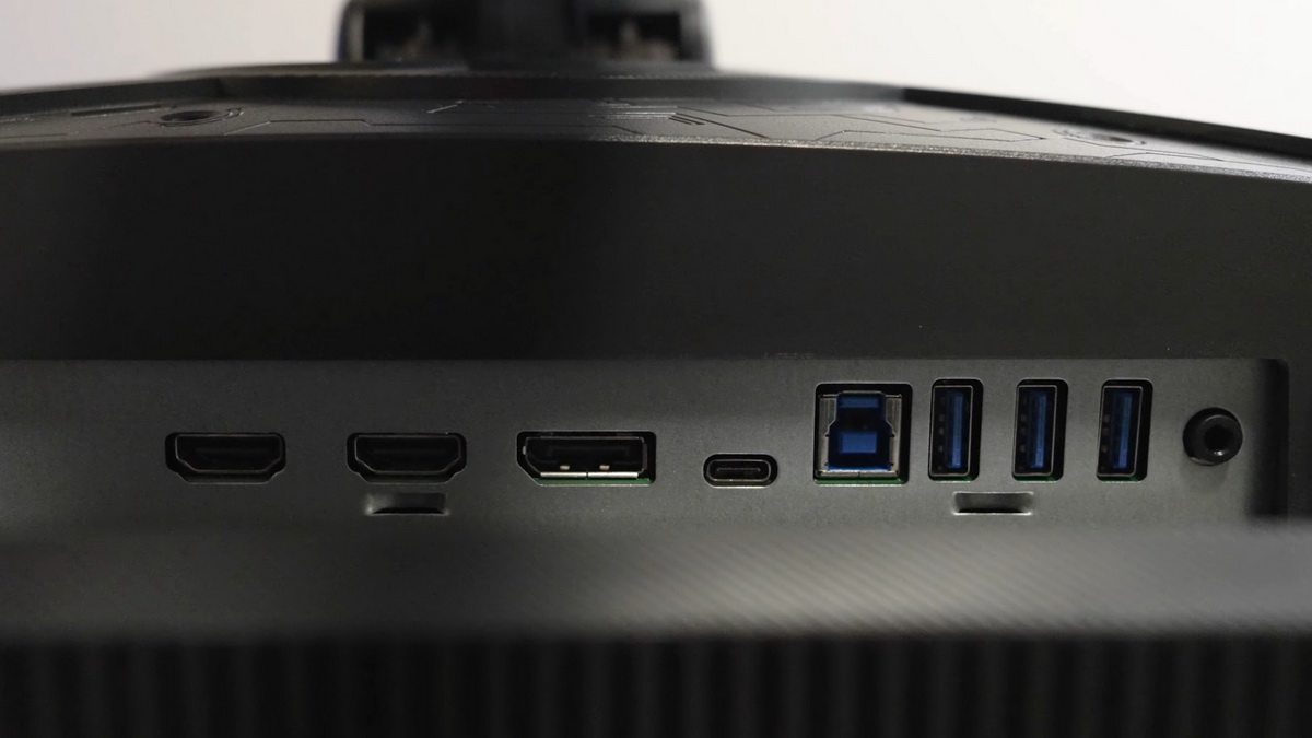 Đánh giá Asus ROG Strix 5K