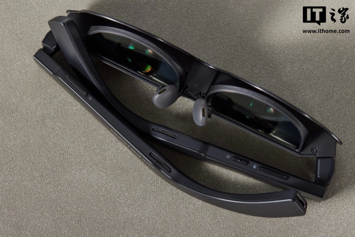 Đánh giá kính thông minh Thunderbird Air 4 Pro: Màn hình 135 inch trong túi bạn