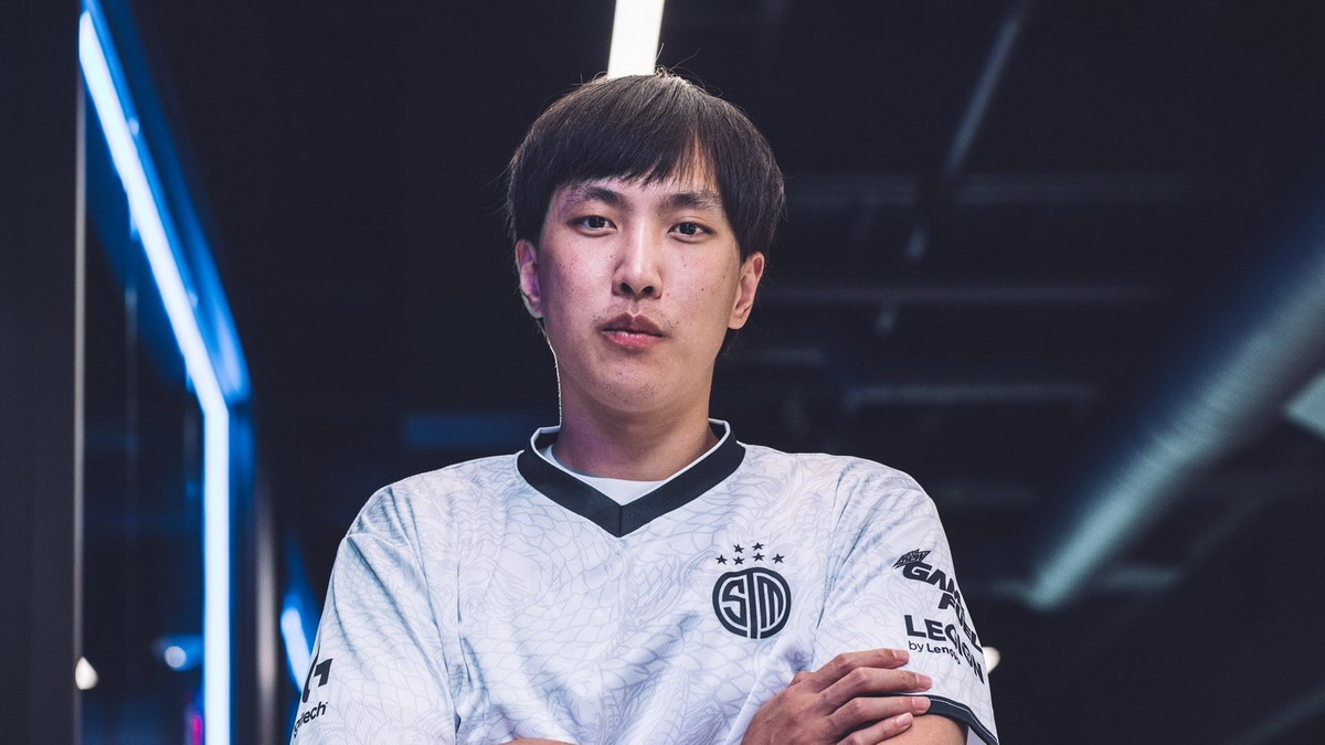 Ai là tuyển thủ LMHT giỏi nhất từng khu vực, theo đánh giá của Faker? 