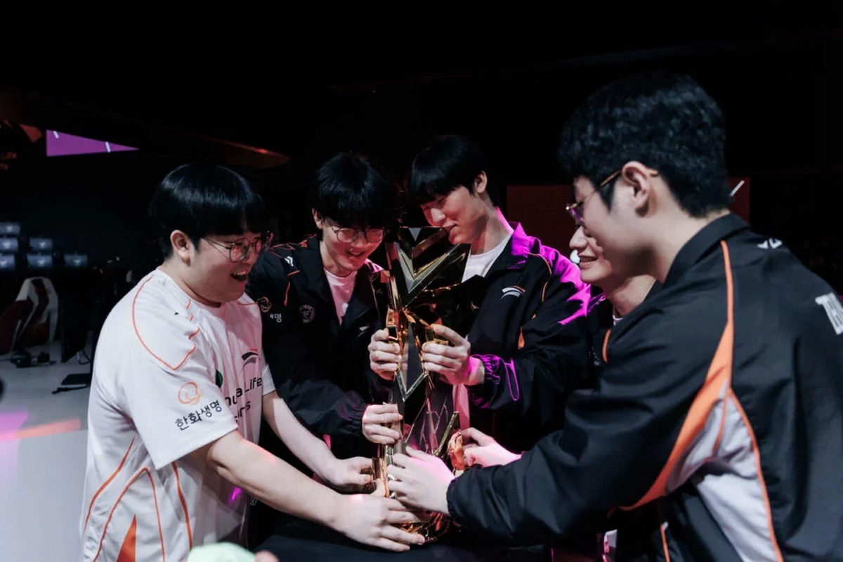 Toàn tập Liên Minh Huyền Thoại First Stand 2026: Lịch thi đấu và kết quả