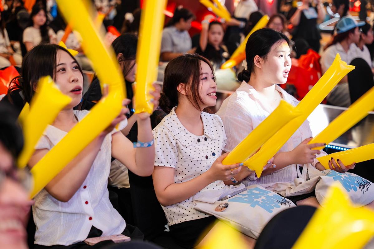 Vũ trụ Gunny đến Gamers Lead The Play bằng showmatch quốc tế và đại tiệc sinh nhật