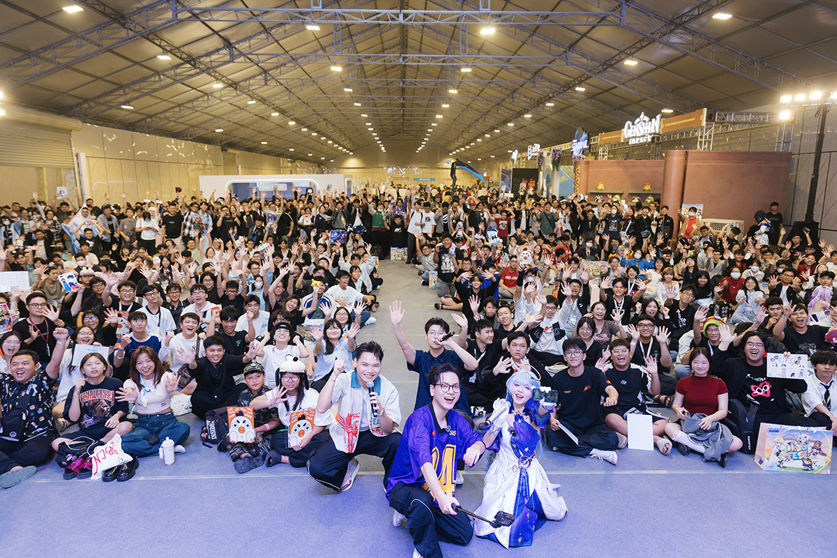 Mời bạn tham quan HoYo FEST 2025 qua ảnh, nhiều hoạt động sôi động và thú vị