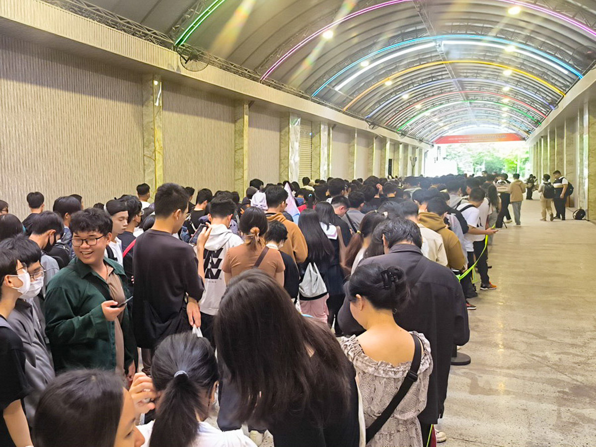 Mời bạn tham quan HoYo FEST 2025 qua ảnh, nhiều hoạt động sôi động và thú vị