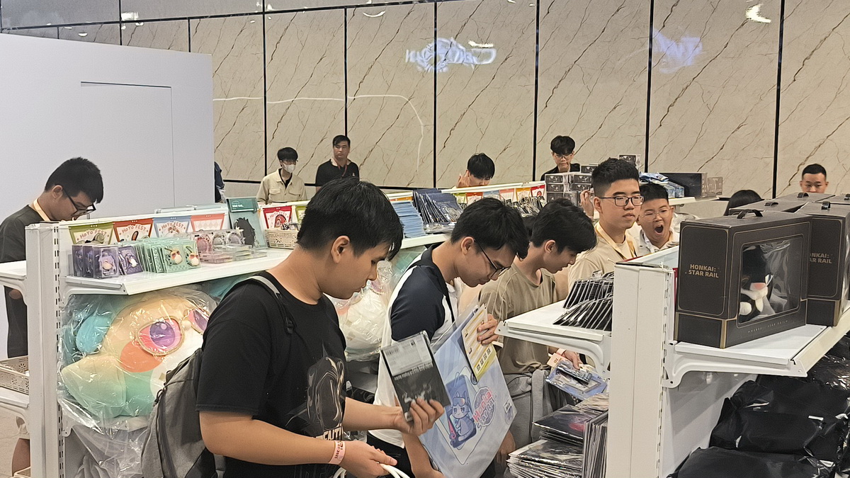 Tham quan HoYoFEST 2025 qua ảnh: Sôi động và thú vị