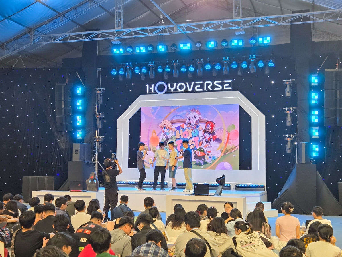 Tham quan HoYoFEST 2025 qua ảnh: Sôi động và thú vị