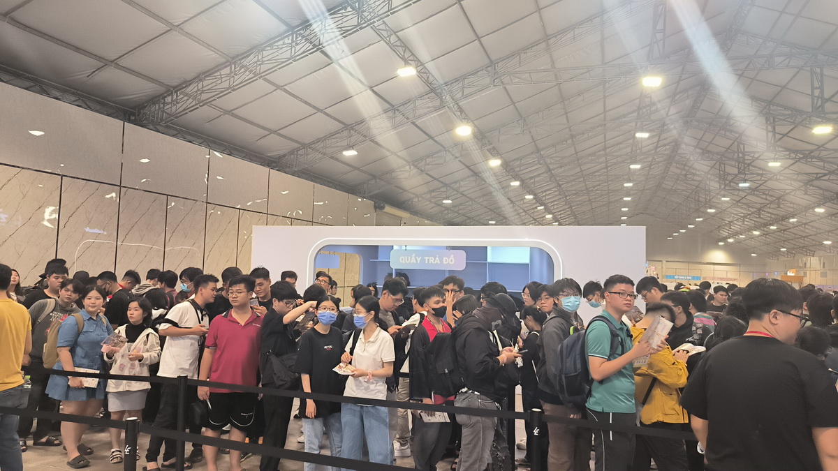 Tham quan HoYoFEST 2025 qua ảnh: Sôi động và thú vị