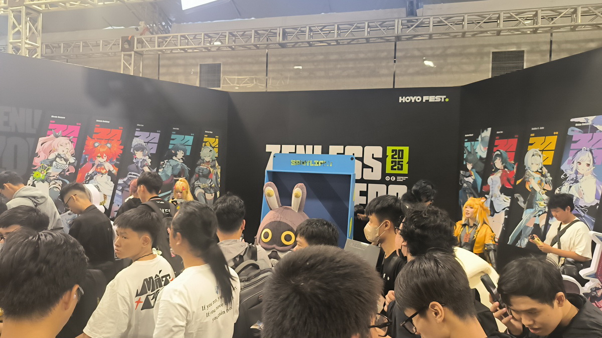 Tham quan HoYoFEST 2025 qua ảnh: Sôi động và thú vị