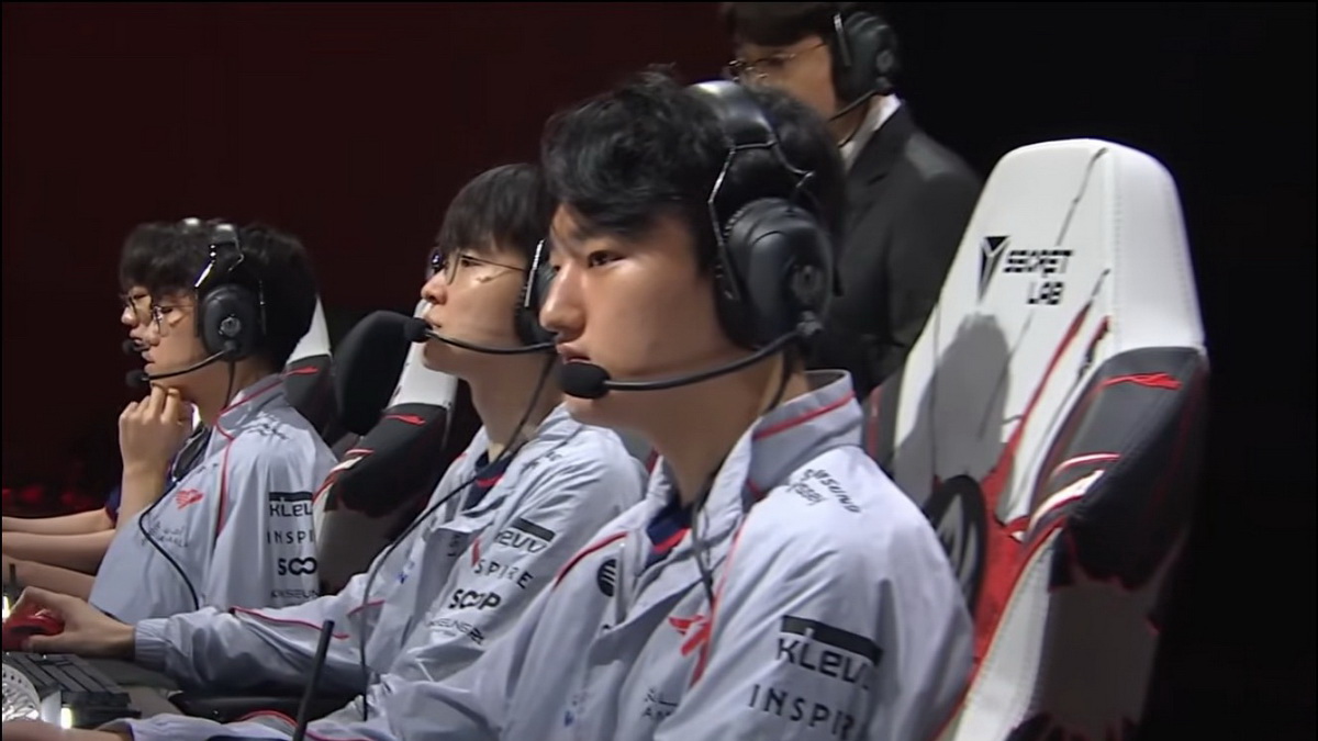 LMHT: T1 đánh bại Team Liquid Alienware 3-0, khoe khéo skin trong trận mở màn MSI 2026