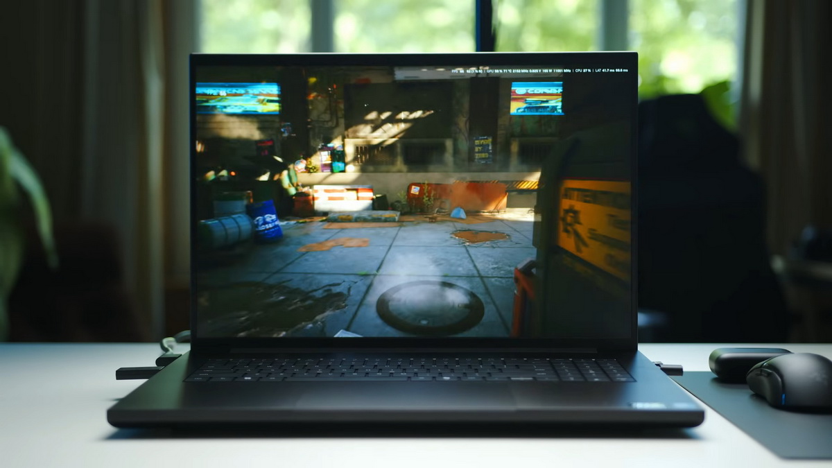 Đánh giá Razer Blade 18 2026: Laptop gaming siêu cao cấp với hiệu năng đỉnh nóc, giá kịch trần