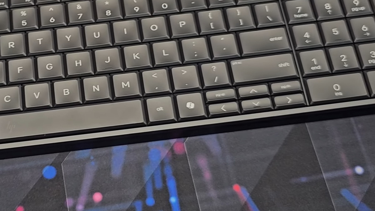 Trên tay EliteBoard G1a – Đã nói đây là PC nhưng không ai tin!