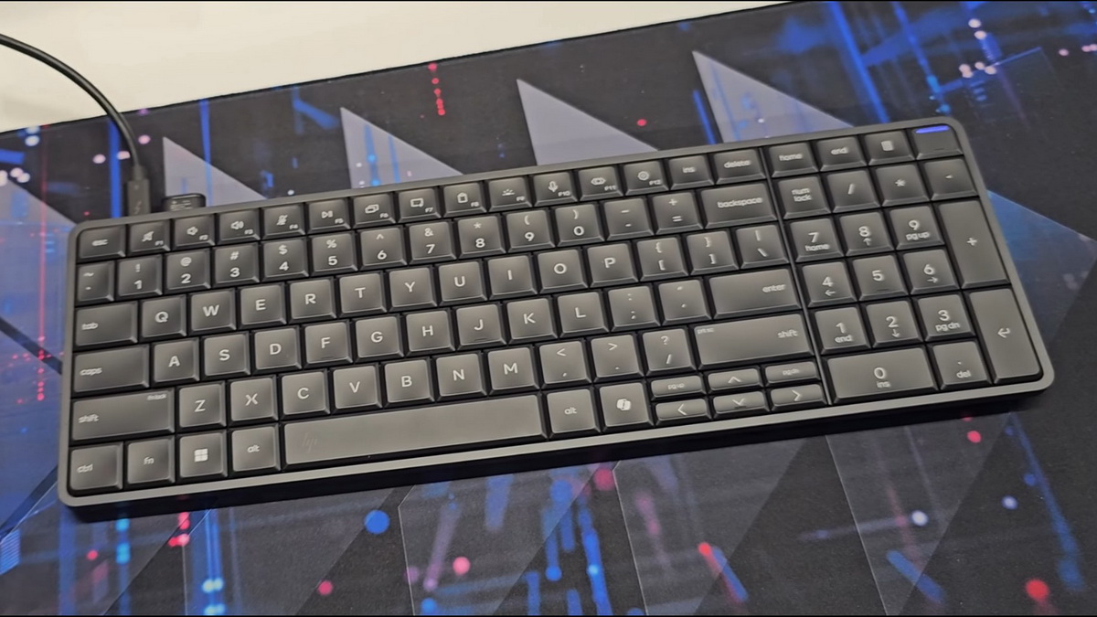 Trên tay HP EliteBoard G1a – Đã nói đây là PC nhưng không ai tin!