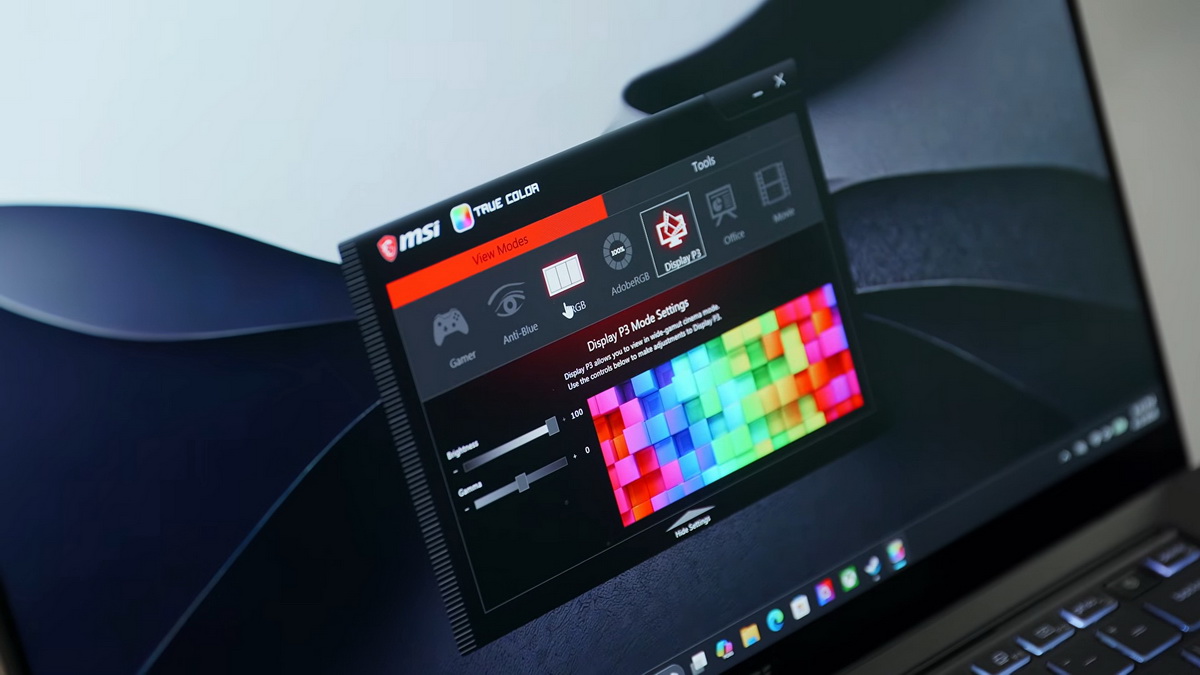 Trên tay laptop MSI Stealth 16
