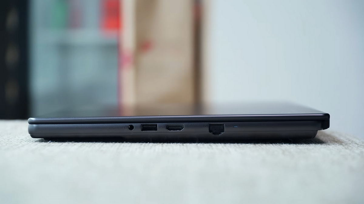 Trên tay laptop MSI Stealth 16