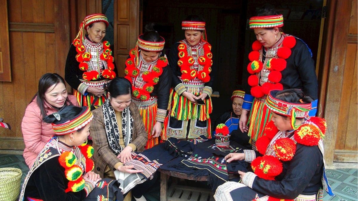Hình ảnh con người Việt Nam mến khách