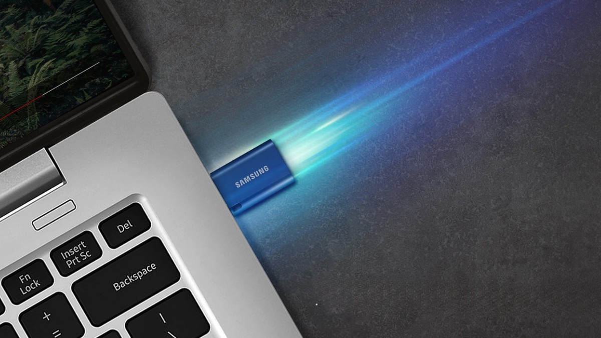 Kết nối với PC, laptop, TV, smartphone