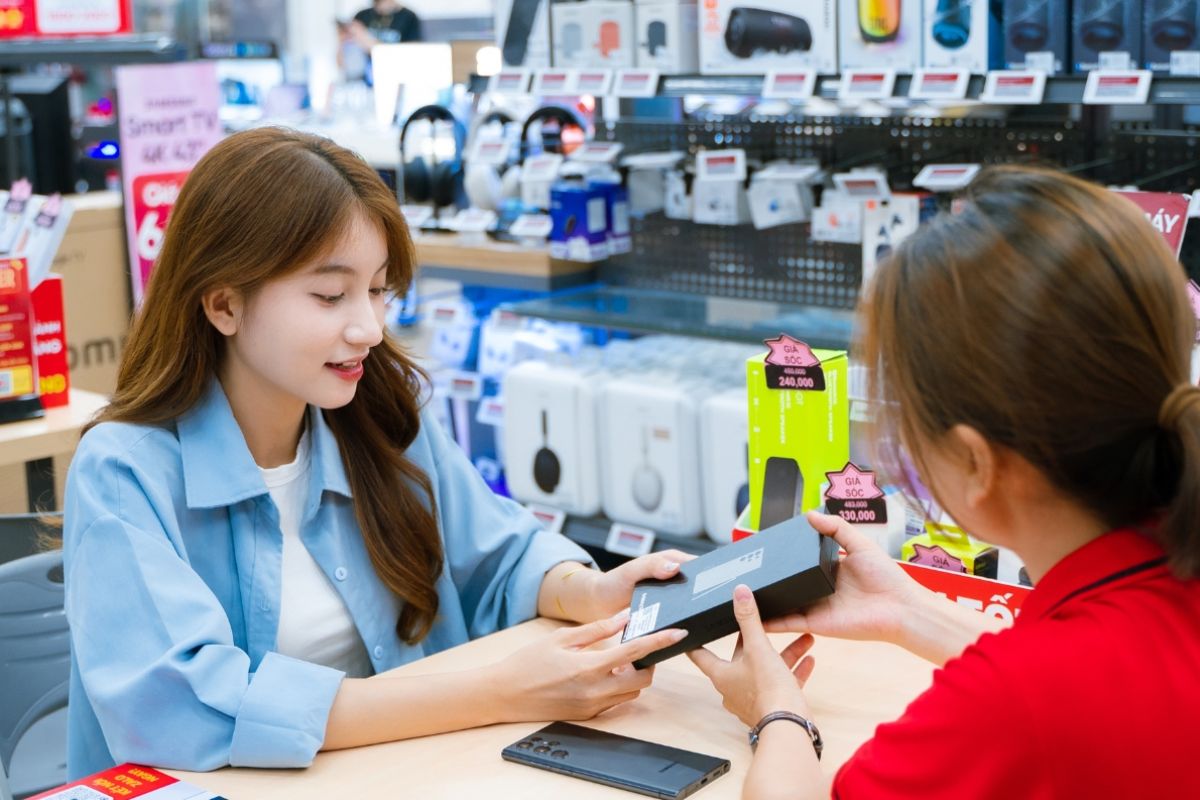 Mua Tecno Pova Curve 2 5G ở đâu uy tín?