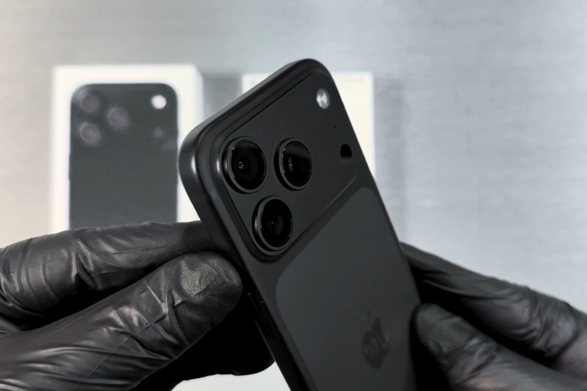 iPhone 18 Pro màu Đen mạnh mẽ