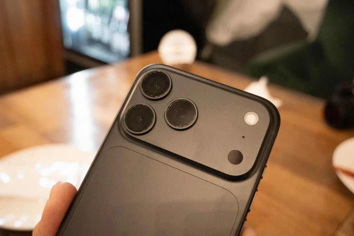 Màu Đen iPhone 18 Pro Max