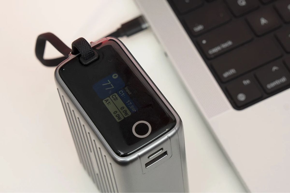 Đánh giá chất lượng sạc dự phòng Stargo