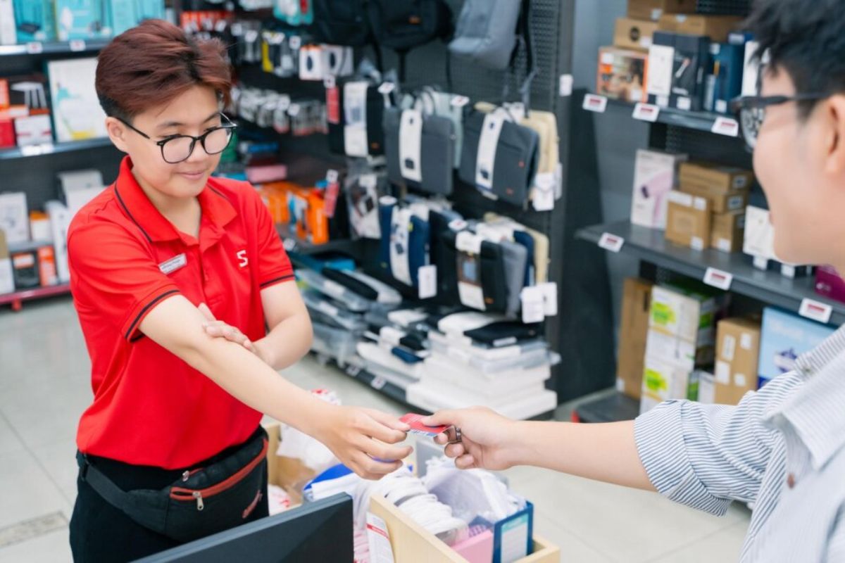 Mua điện thoại TECNO POVA Curve 5G ở đâu?