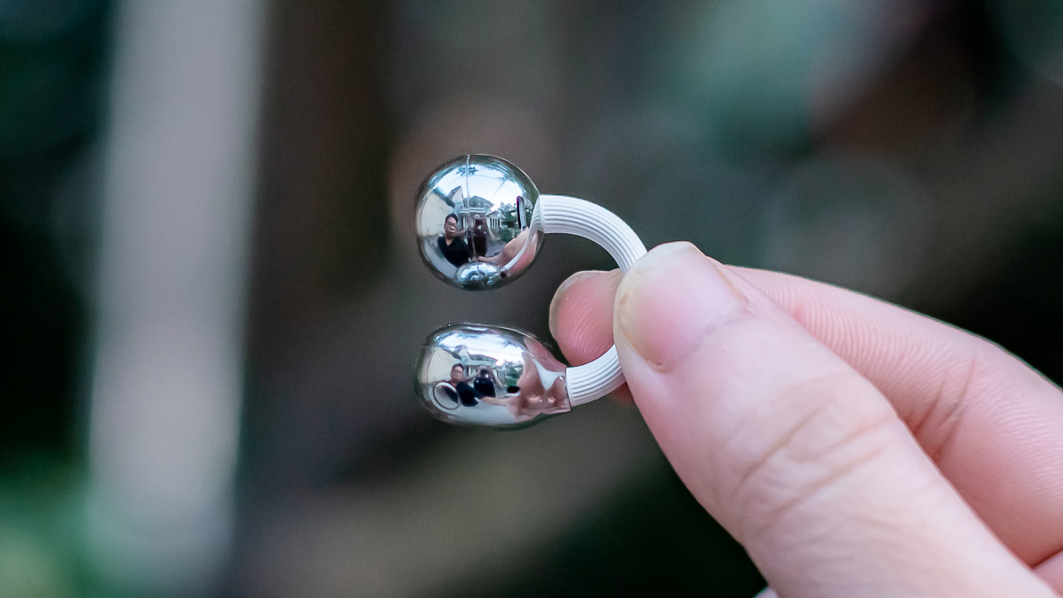 Đánh giá Huawei Freeclip 2: Thiết kế đẹp và gọn hơn, chất âm có cải thiện nhưng vẫn còn hạn chế Đánh giá Huawei Freeclip 2: Thiết kế đẹp và gọn hơn, chất âm có cải thiện nhưng vẫn còn hạn chế