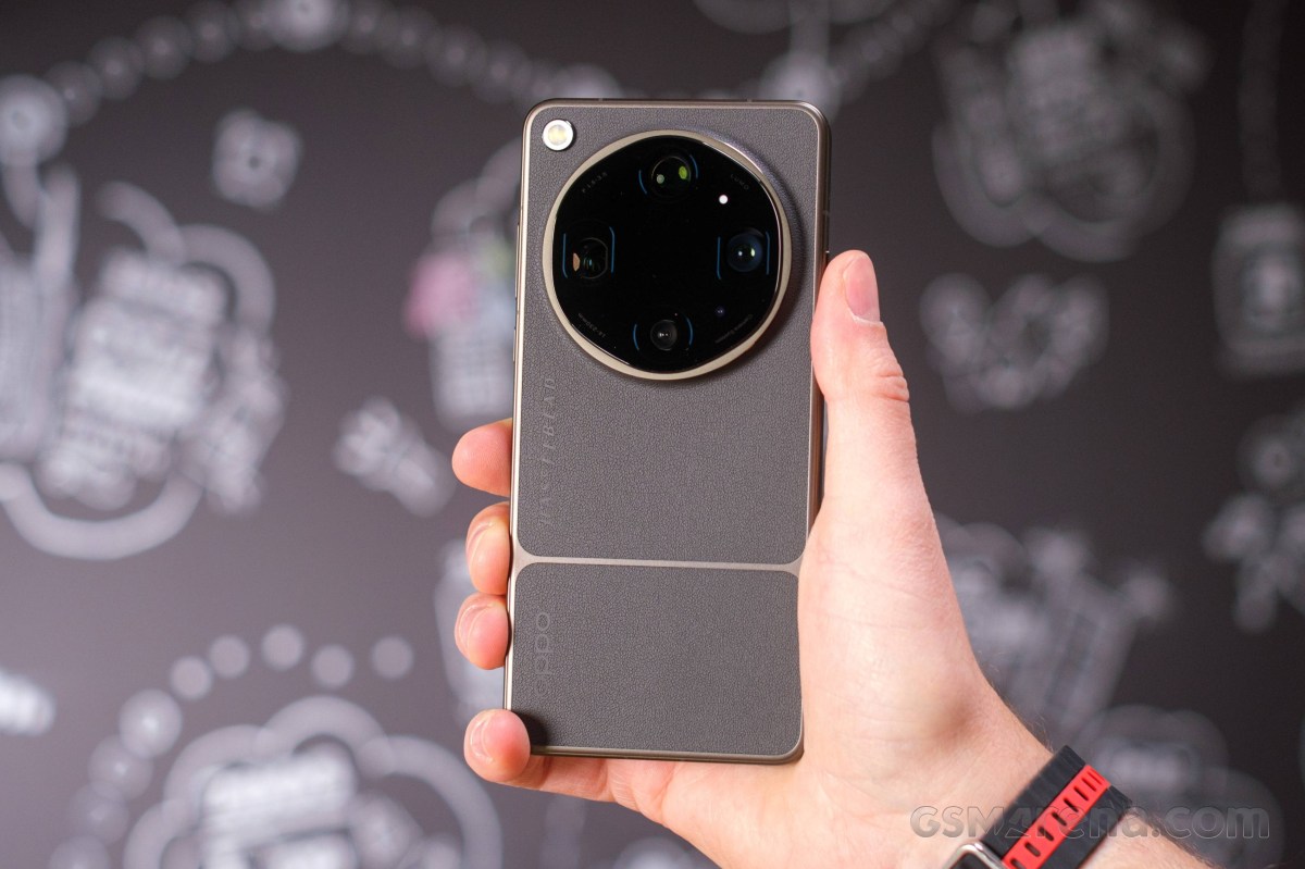 So sánh OPPO Find X9 Ultra vs iPhone 17 Pro Max về thiết kế