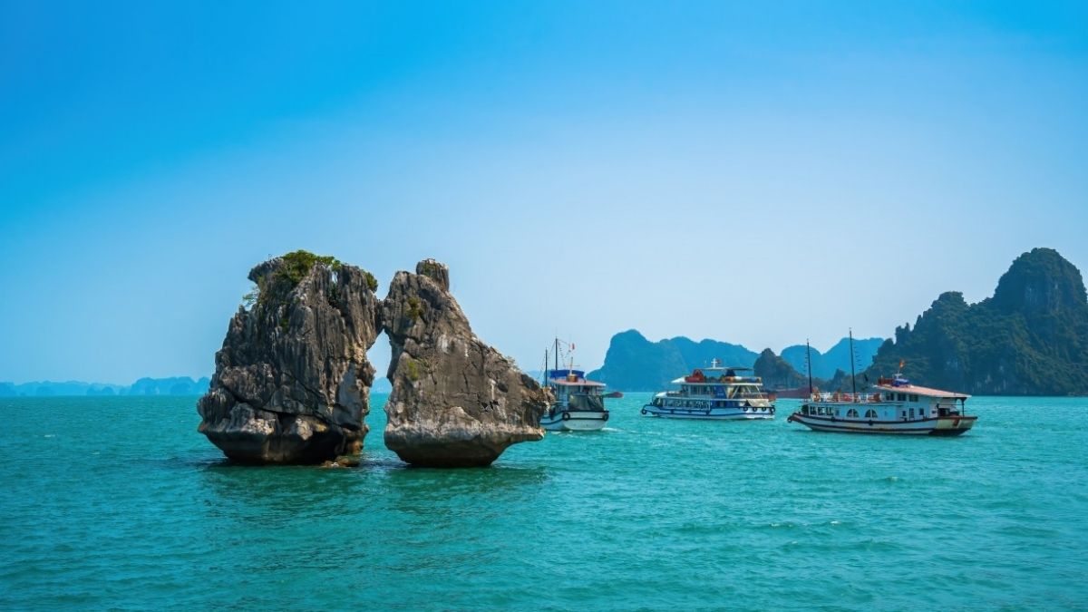 hình Ảnh Vịnh Hạ Long hòn trống mái 4k