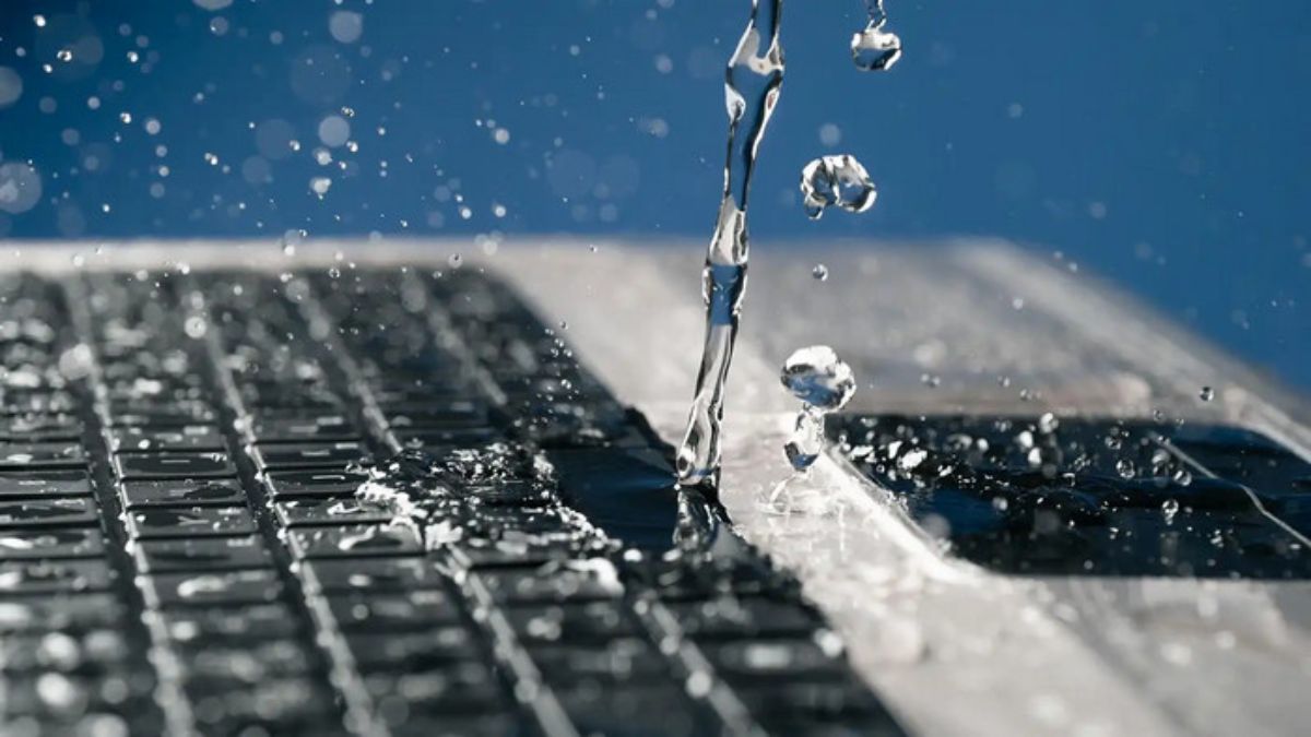 cách vệ sinh bàn phím máy tính laptop
