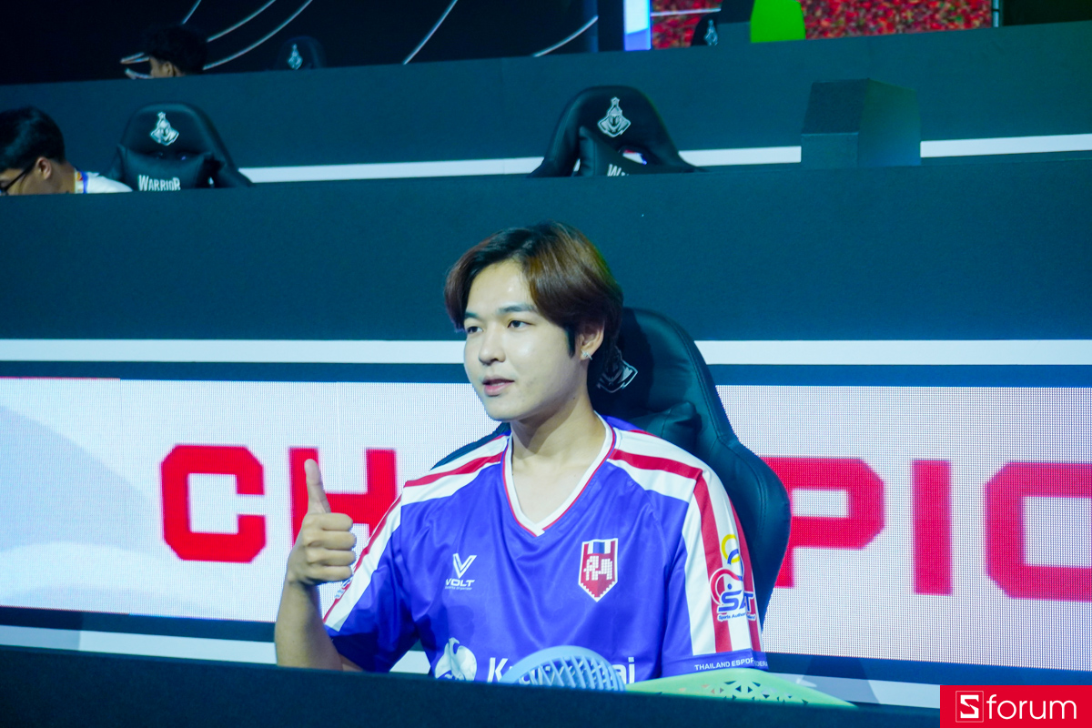 nhà vô địch