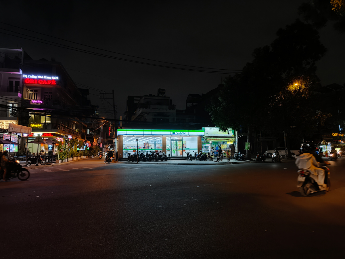 Đánh giá camera OPPO Find X9 Pro qua ảnh chụp thiếu sáng