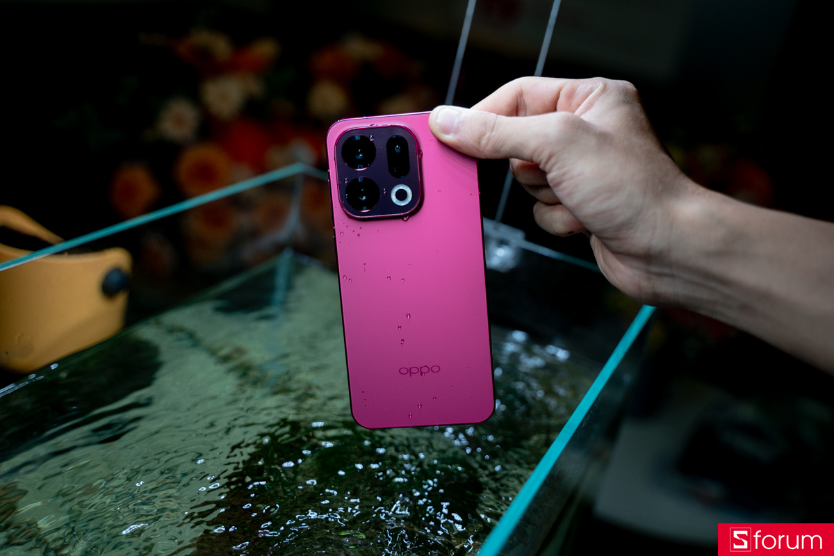 Đánh giá OPPO Find X9 sau khi làm rơi vào bể cá