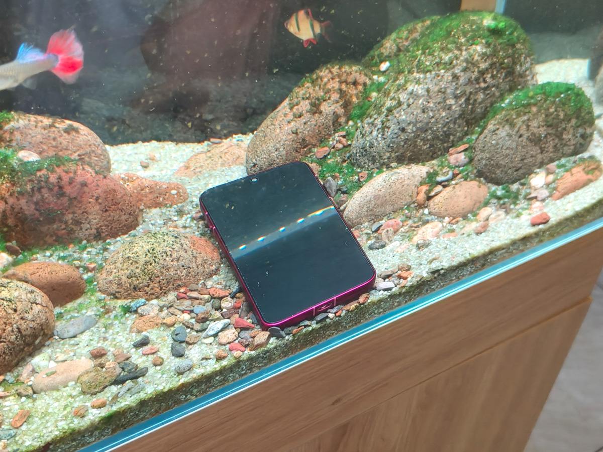 Đánh giá OPPO Find X9 bị rơi vào nước nhưng vẫn sống