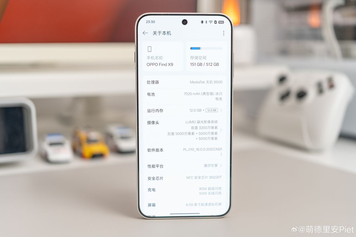 cận cảnh OPPO Find X9 và Find X9 Pro được trang bị Dimensity 9500