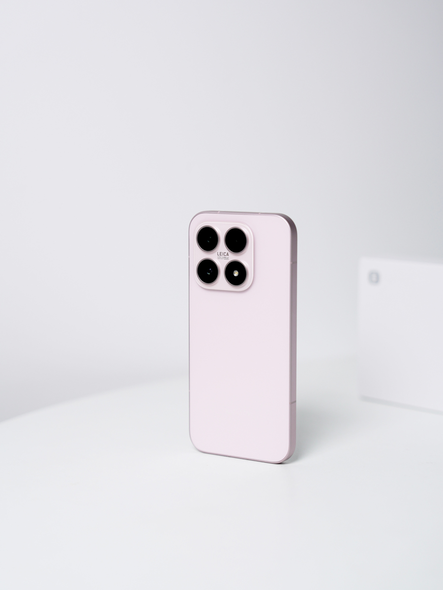 Cận cảnh Xiaomi 17 với thiết kế gọn gàng