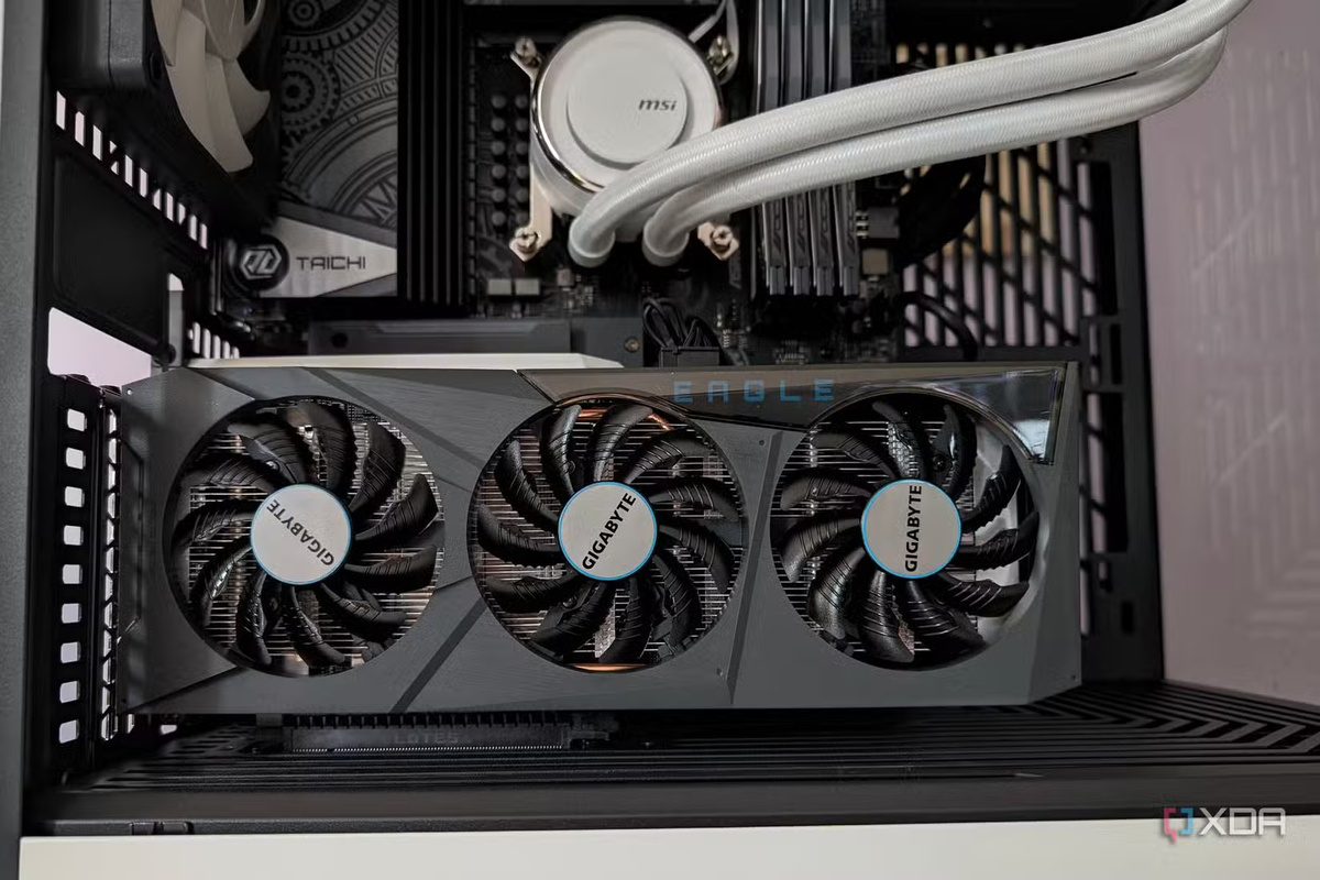 AMD Radeon RX 6600