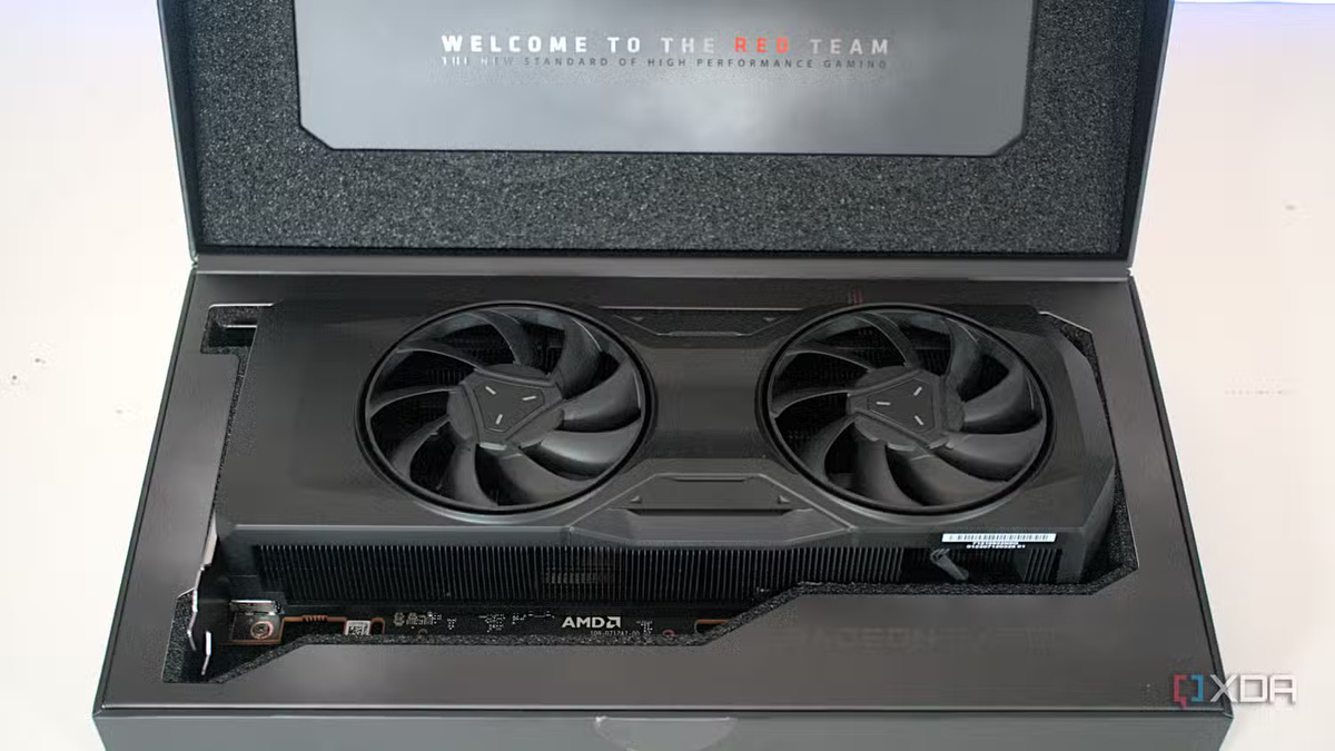 AMD Radeon RX 7800 XT