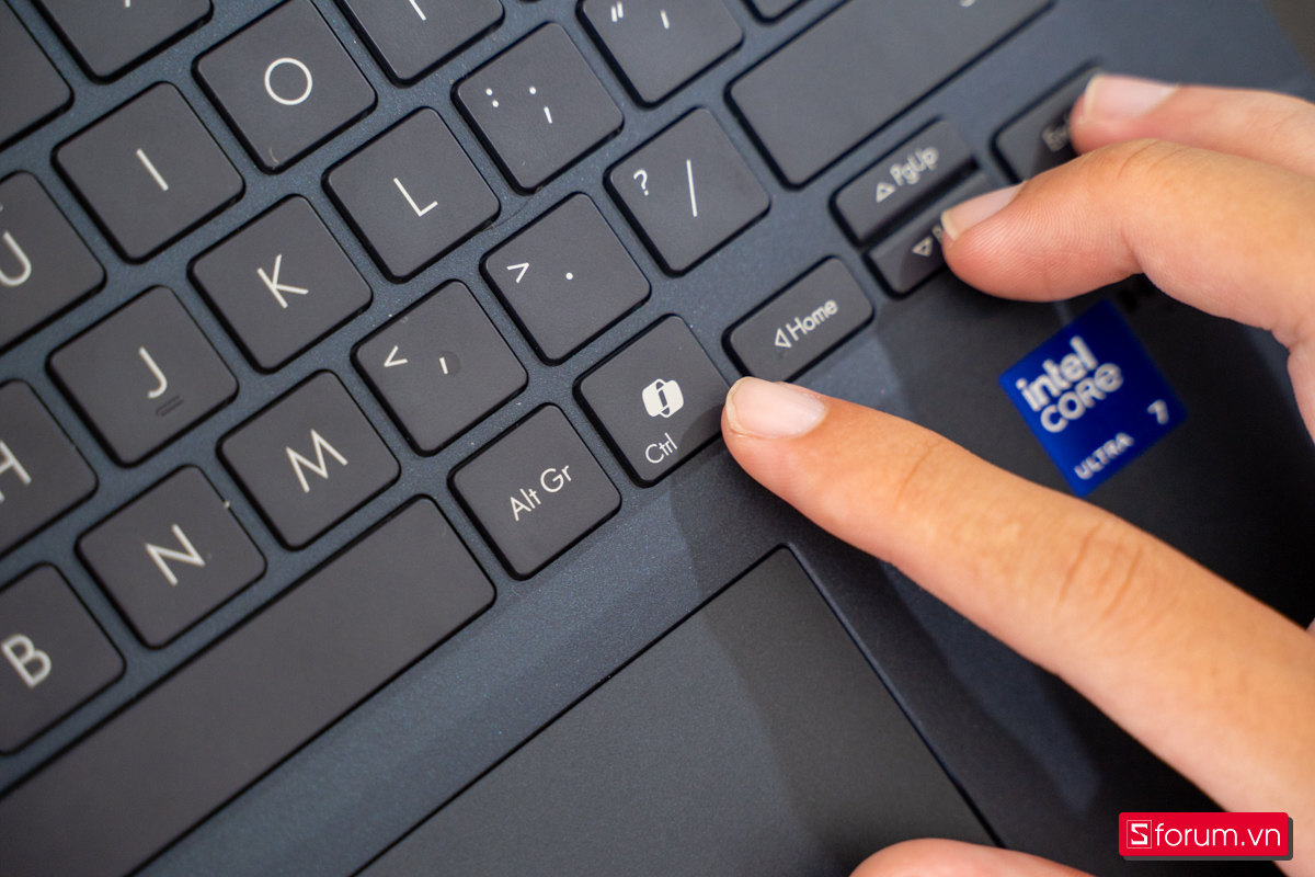 Đánh giá ASUS ExpertBook B5 (B5404CMA)