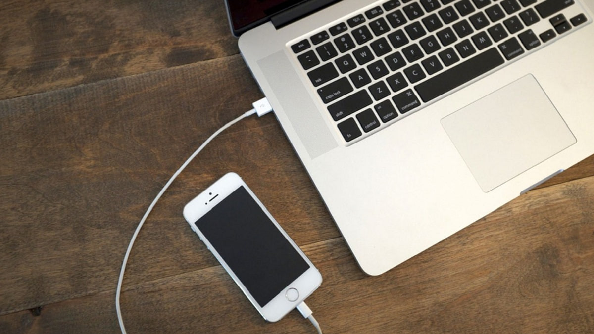 Cách copy chuyển ảnh từ iPhone vào máy tính bằng iTunes bước 1